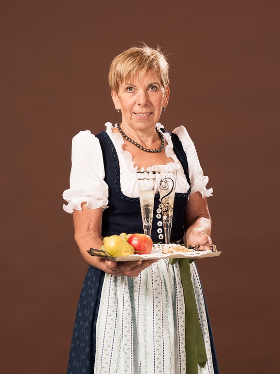 Angelika Graf